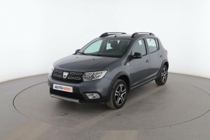 Gris Usado 2018 Dacia Sandero Utilitario | 11.299 € (Precio justo) - Imagen 1/4