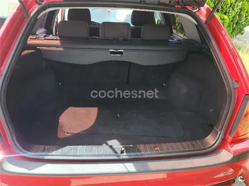 Usado BMW 320 150 CV (110 kW) 2005 Rojo Familiar