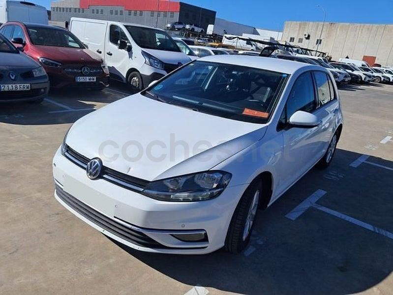Usado VW Golf VIII 115 CV (84 kW) 2021 Blanco Berlina