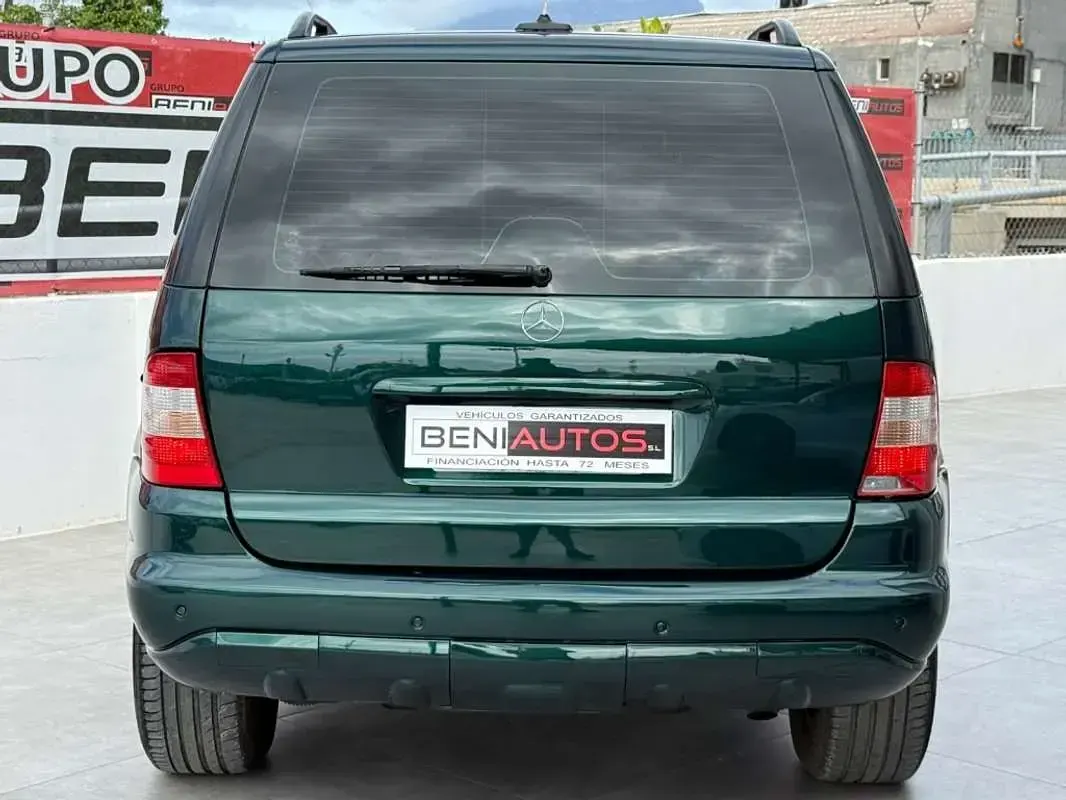 Usado Mercedes ML320 218 CV (160 kW) 2003 Verde SUV