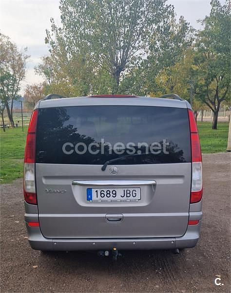 Usado Mercedes Viano 150 CV (110 kW) 2009 Beige Monovolumen
