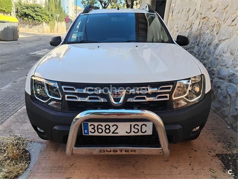 Usado Dacia Duster Lauréate 125 CV (91 kW) 2016 Blanco SUV