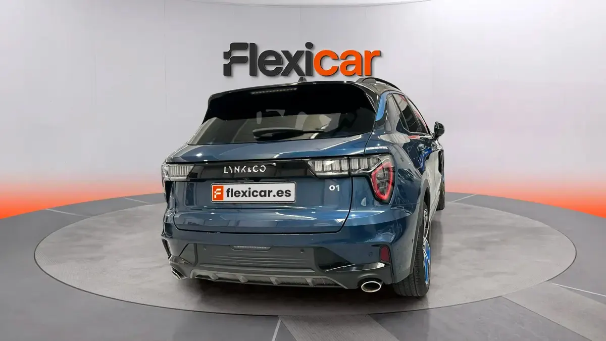 Usado Lynk & Co 01 261 CV (191 kW) 2023 Azul SUV