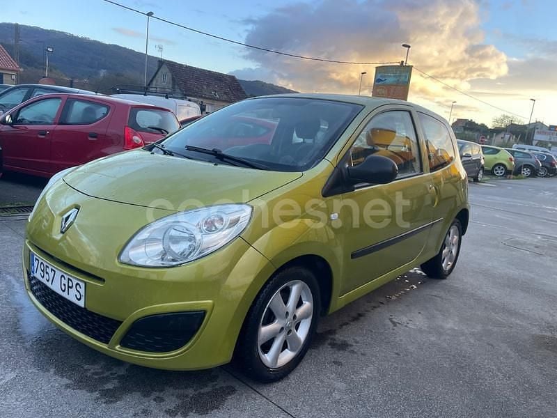 Verde Usado 2010 Renault Twingo Authentique Utilitario | 4599 € (Precio justo) - Imagen 1/4