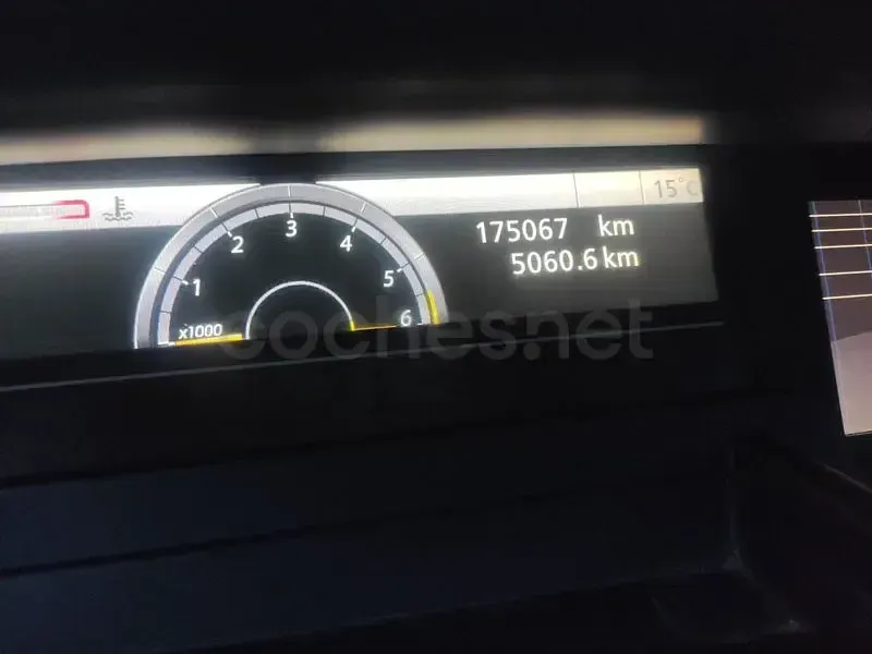 Usado Renault Scénic Expression 105 CV (77 kW) 2009 Gris / plata Monovolumen