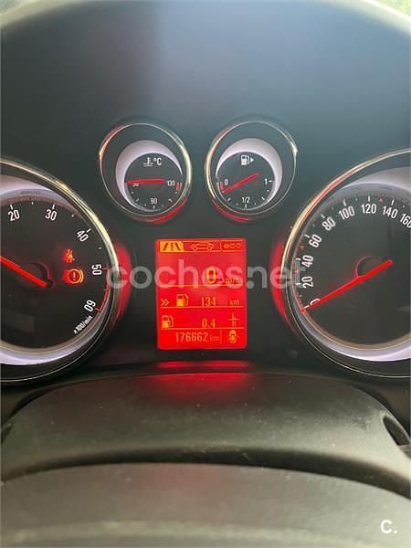 Usado Opel Astra Excellence 110 CV (80 kW) 2013 Blanco Berlina