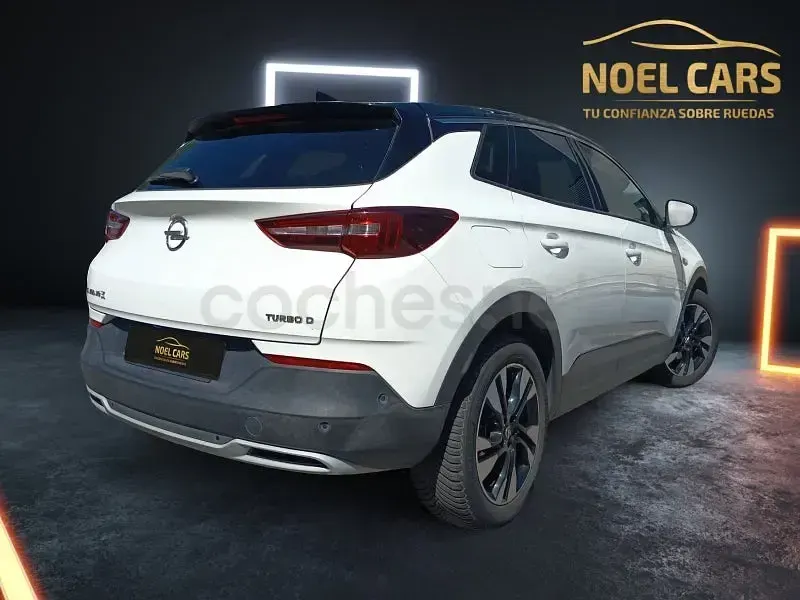 Usado Opel Grandland X Excellence 120 CV (88 kW) 2017 Blanco SUV