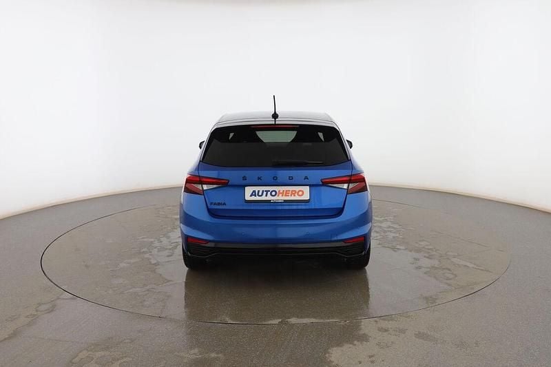 Usado Skoda Fabia Monte Carlo 150 CV (110 kW) 2023 Azul Berlina