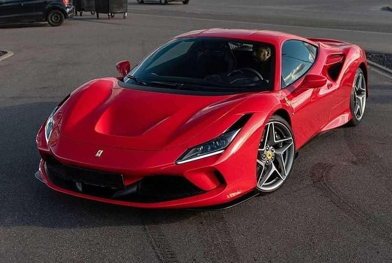 Rojo Usado 2021 Ferrari F8 Coupe | 310.900 € - Imagen 1/1