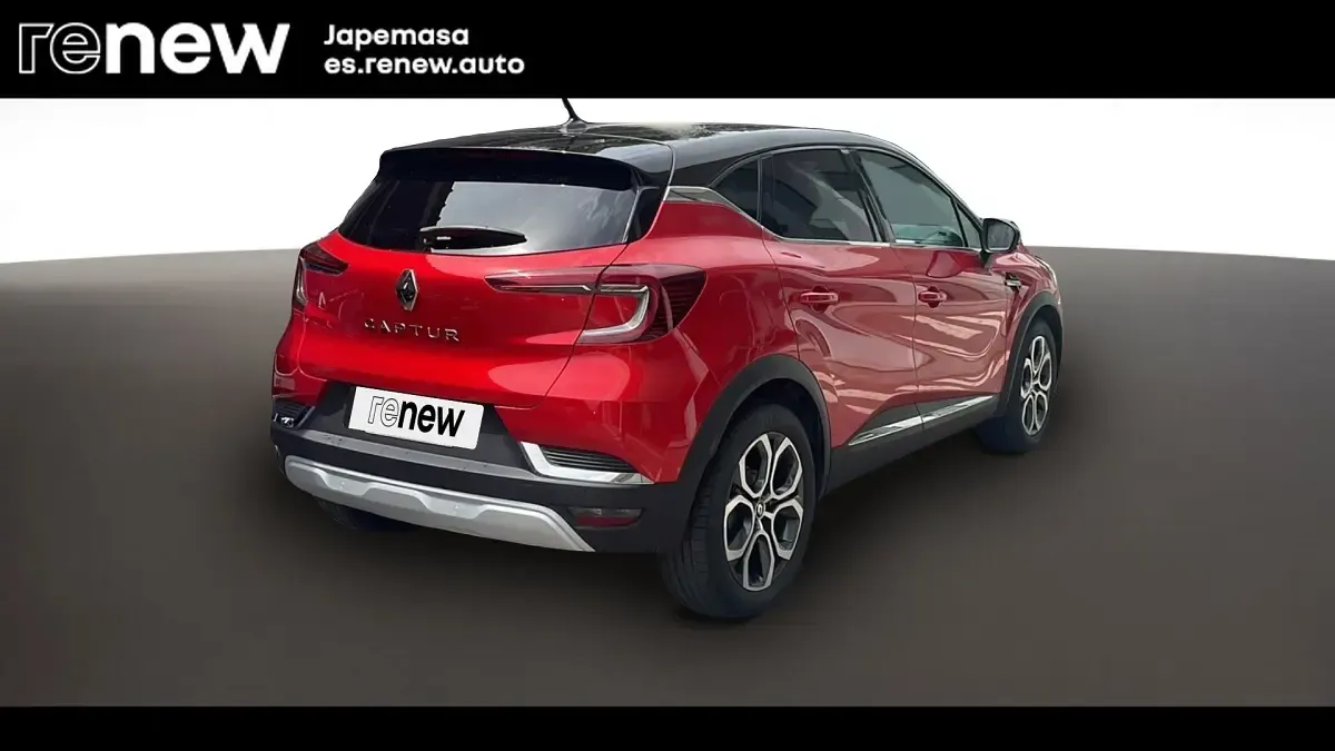 Usado Renault Captur 140 CV (102 kW) 2022 Carrocer?a rojo deseo con techo negro brillante SUV