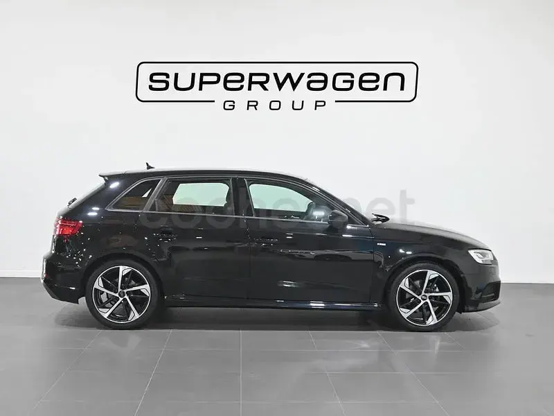 Usado Audi A3 Comfort 150 CV (110 kW) 2019 Negro Berlina