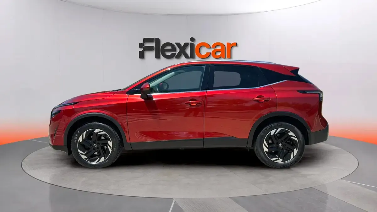 Usado Nissan Qashqai N-Connecta 158 CV (116 kW) 2025 Granate SUV
