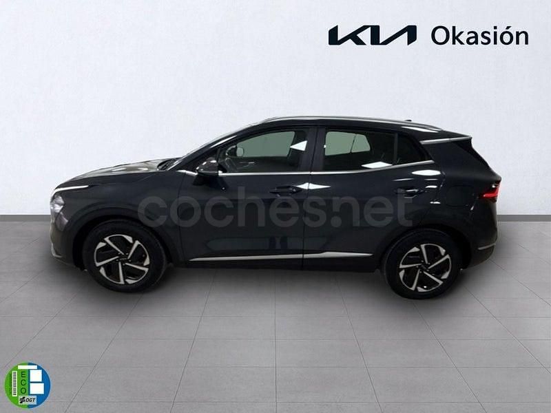 Usado Kia Sportage 136 CV (100 kW) 2022 Gris / plata SUV