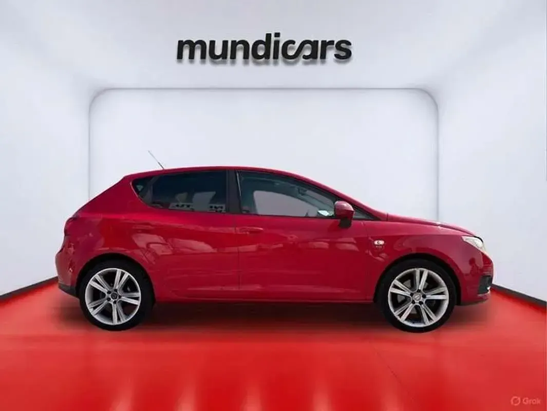 Usado Seat Ibiza Style 105 CV (77 kW) 2009 Rojo Berlina