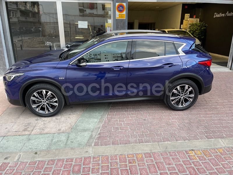 Azul Usado 2019 Infiniti QX30 Premium SUV | 18.800 € (Buen precio) - Imagen 1/4