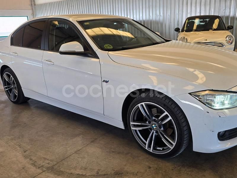 Blanco Usado 2013 BMW 318 Berlina | 8899 € (Buen precio) - Imagen 1/4