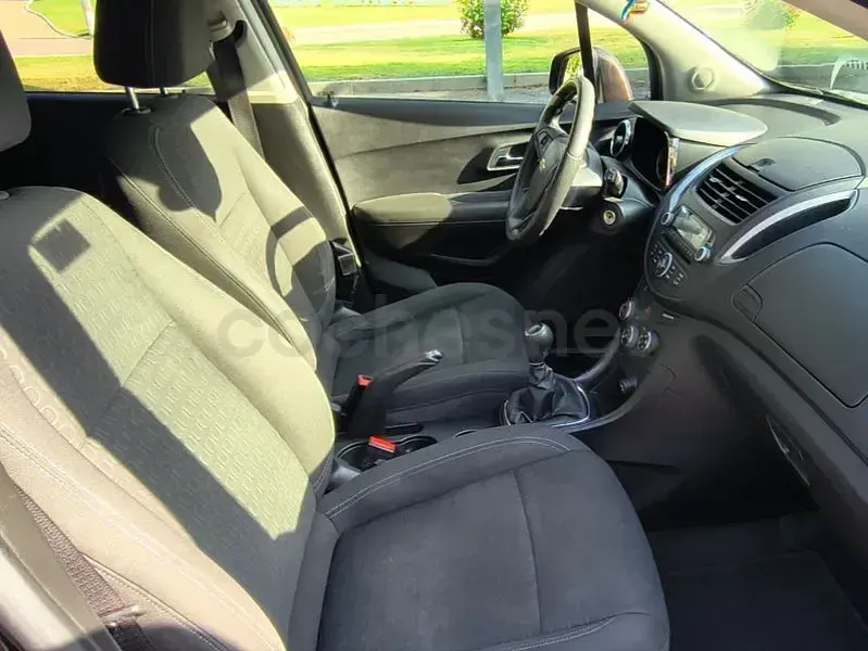 Usado Chevrolet Trax LS 130 CV (95 kW) 2014 Marrón SUV
