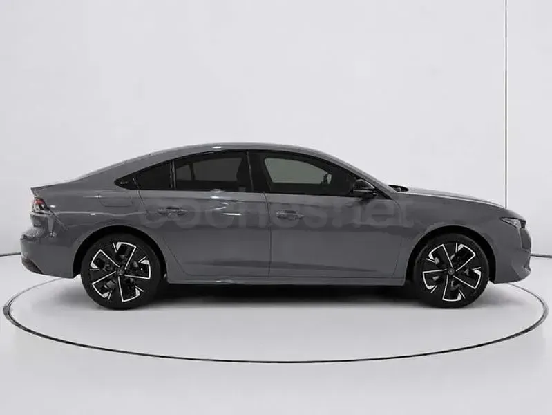 Usado Peugeot 508 SW GT 130 CV (95 kW) 2024 Gris / plata Familiar
