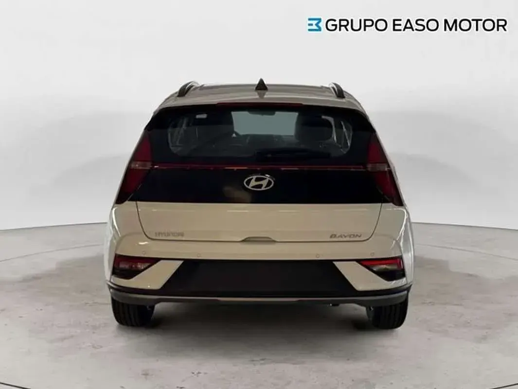 Begagnad Hyundai Bayon 84 HK (61 kW) 2024 Vit SUV