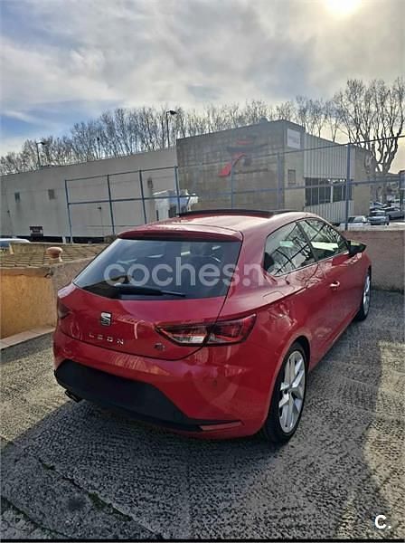 Usado Seat Leon SC Style 150 CV (110 kW) 2014 Rojo Utilitario