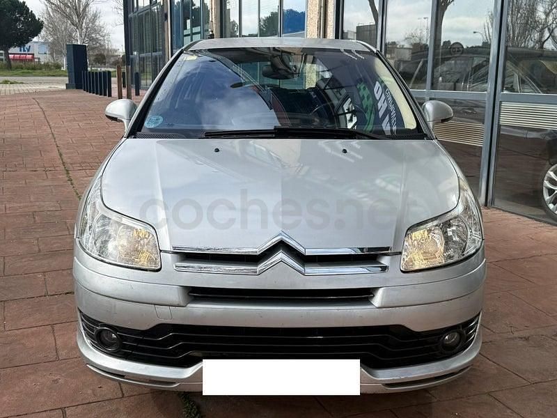 Usado Citroën C4 VTR Sport 110 CV (80 kW) 2006 Gris / plata Berlina