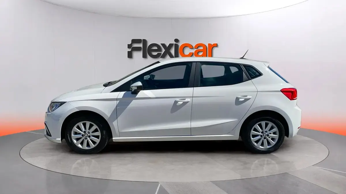 Usado Seat Ibiza Reference 80 CV (58 kW) 2019 Blanco Utilitario
