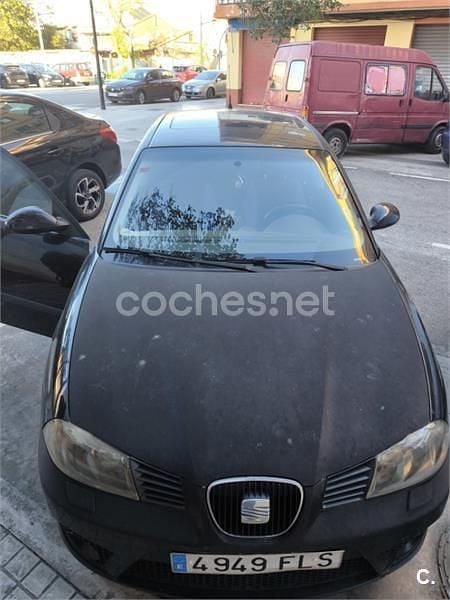 Usado Seat Ibiza Sport 105 CV (77 kW) 2007 Negro Utilitario