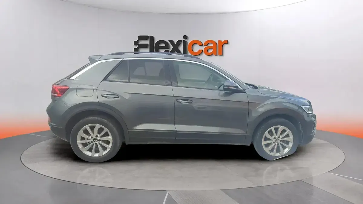 Occasion VW T-Roc Advance 150 PK (110 kW) 2022 Grijs SUV