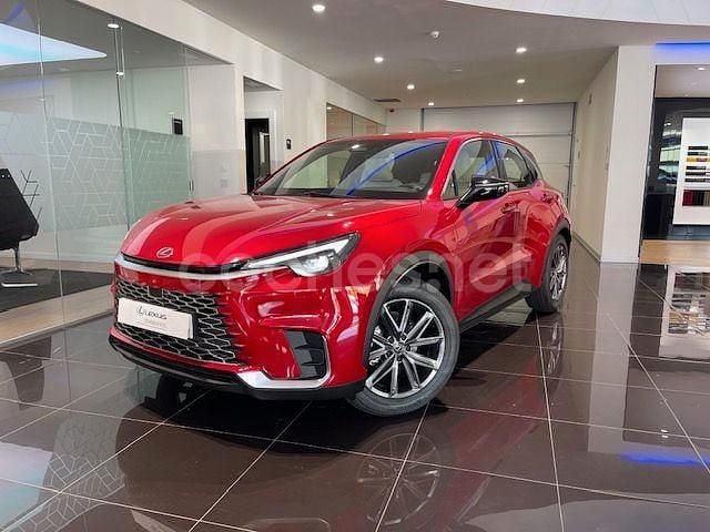 Rojo Nuevo 2025 Lexus LBX SUV | 33.850 € (Buen precio) - Imagen 1/4
