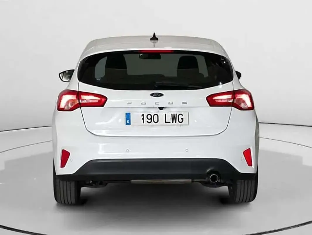 Usado Ford Focus Trend+ 120 CV (88 kW) 2022 Blanco Utilitario