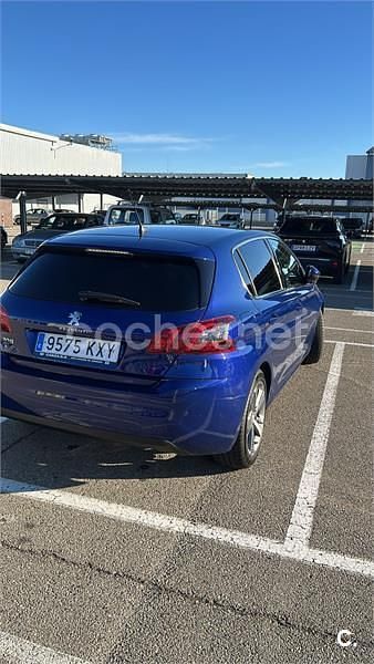 Usado Peugeot 308 Allure 110 CV (80 kW) 2019 Azul Berlina