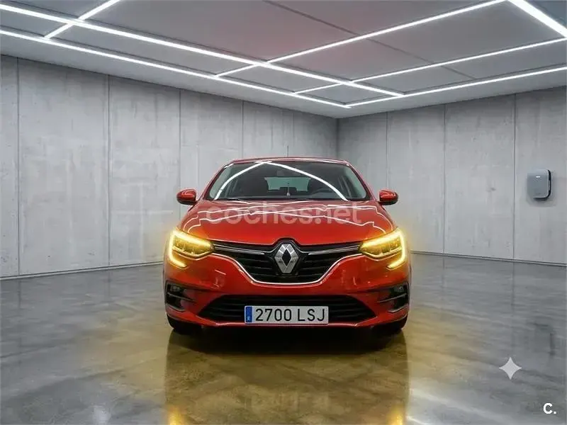 Usado Renault Mégane IV Intens 160 CV (117 kW) 2021 Berlina