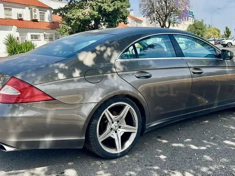 Usado Mercedes CLS350 292 CV (214 kW) 2008 Marrón Coupe