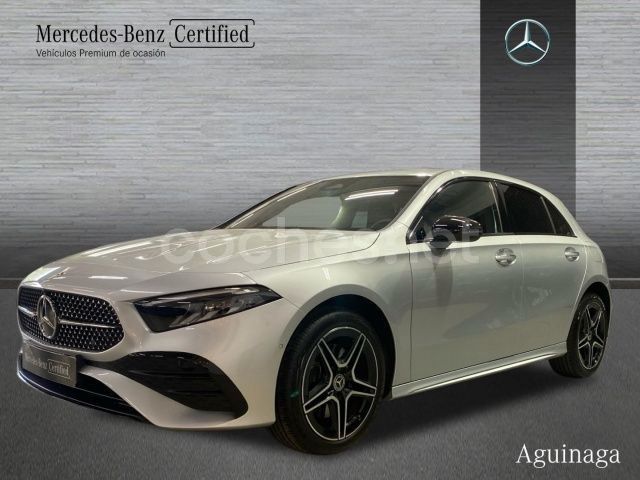 Gris / plata Usado 2023 Mercedes A250 Berlina | 37.890 € (Caro) - Imagen 1/4