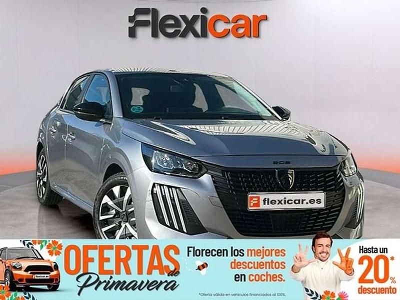 Usado Peugeot 208 Allure 102 CV (75 kW) 2024 Gris Utilitario