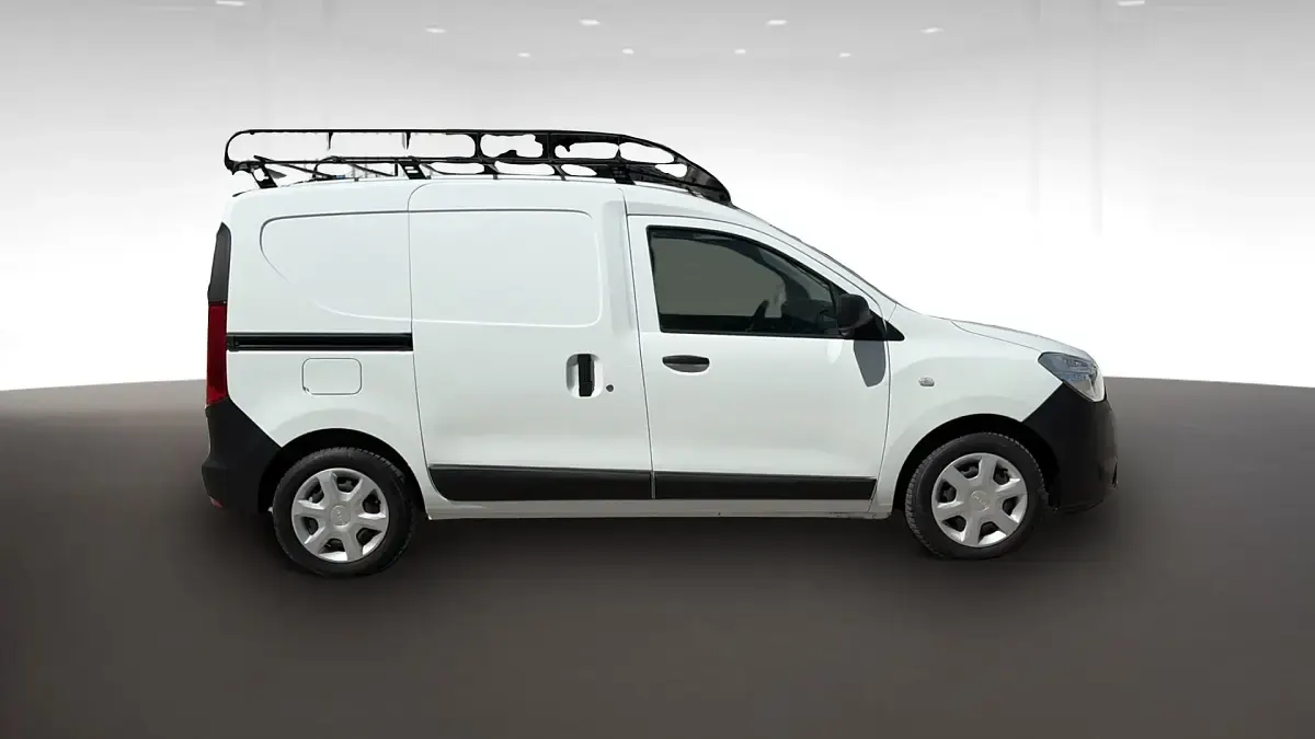 Usado Dacia Dokker Essentiel 130 CV (95 kW) 2021 Blanco Monovolumen