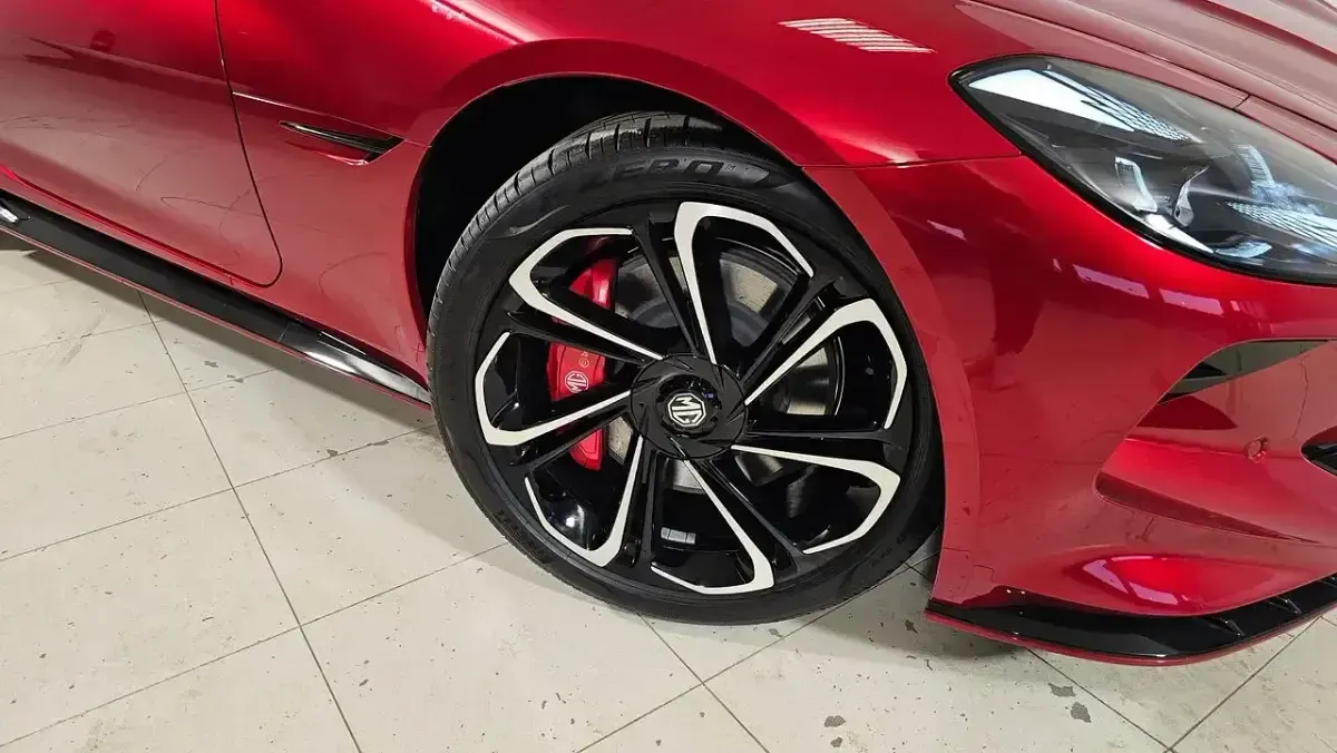 Nuevo MG Cyberster 375 kW (510 CV) 2025 Rojo Descapotable