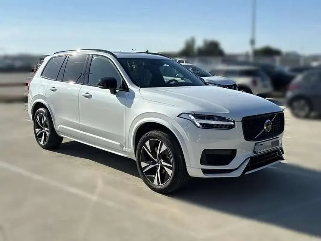 Usado Volvo XC90 R-Design 390 CV (286 kW) 2022 Blanco SUV