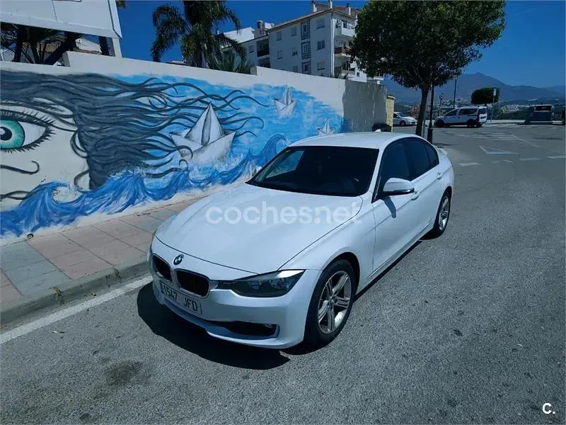 Usado BMW 318 143 CV (105 kW) 2015 Blanco Berlina