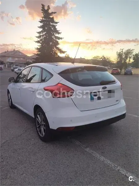 Usado Ford Focus Business Edition 125 CV (91 kW) 2016 Blanco Berlina
