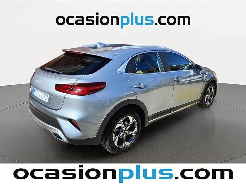 Usado Kia XCeed 120 CV (88 kW) 2022 Gris SUV