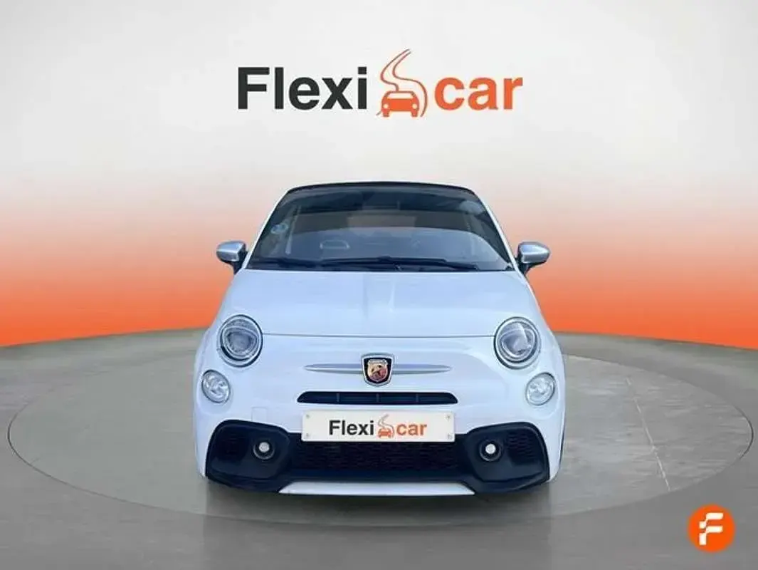Usado Abarth 595 Turismo 159 CV (116 kW) 2021 Blanco Utilitario