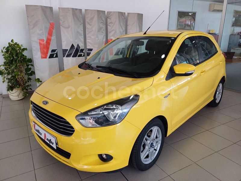 Amarillo Usado 2017 Ford Ka Plus Ultimate Utilitario | 8300 € (Precio justo) - Imagen 1/4