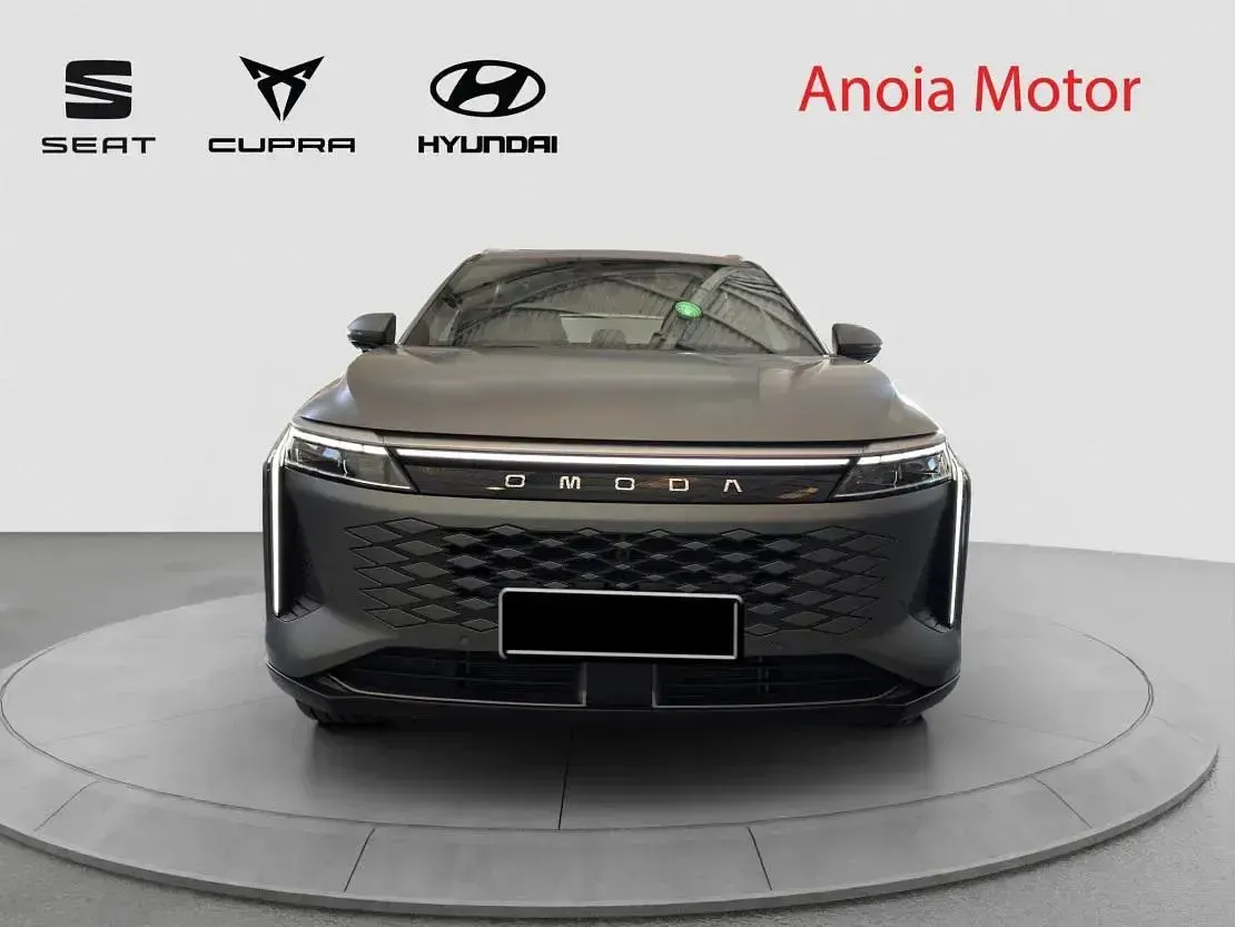 Usado Omoda 9 537 CV (394 kW) 2025 Gris SUV