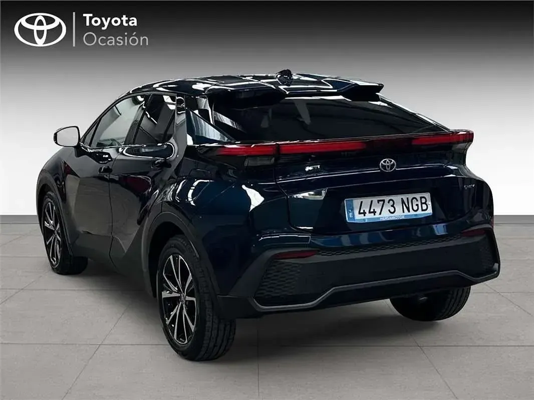 Usado Toyota Auris Advance 136 CV (100 kW) 2025 Utilitario