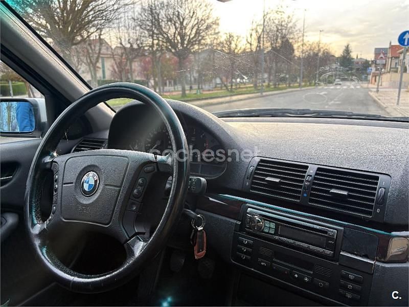 Usado BMW 320 136 CV (100 kW) 1999 Blanco Berlina