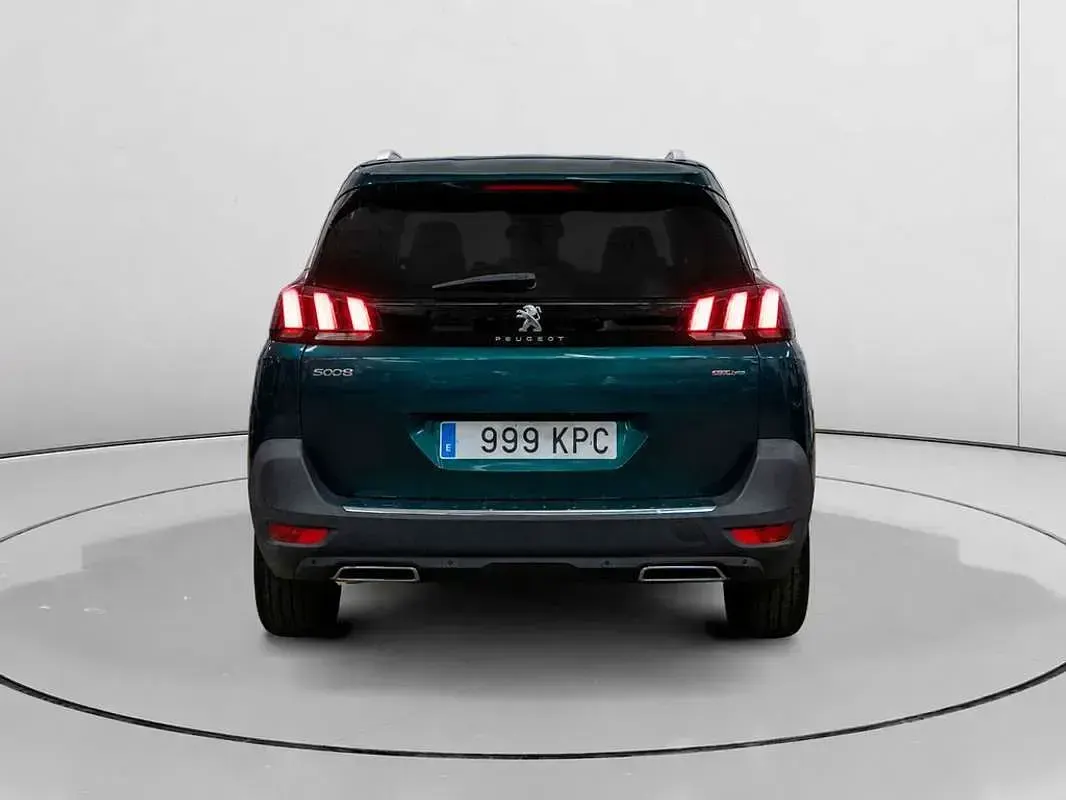 Usado Peugeot 5008 Allure 120 CV (88 kW) 2018 Verde SUV