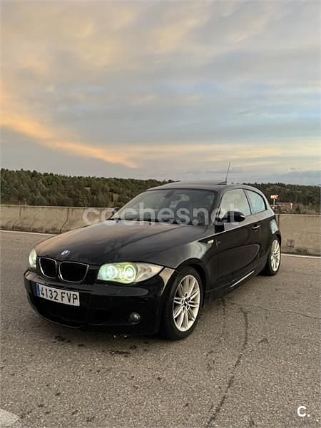 Usado BMW 118 143 CV (105 kW) 2007 Negro Utilitario