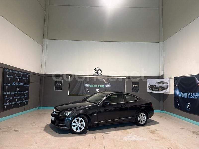 Gris / plata Usado 2012 Mercedes C180 Coupe | 12.900 € (Buen precio) - Imagen 1/4