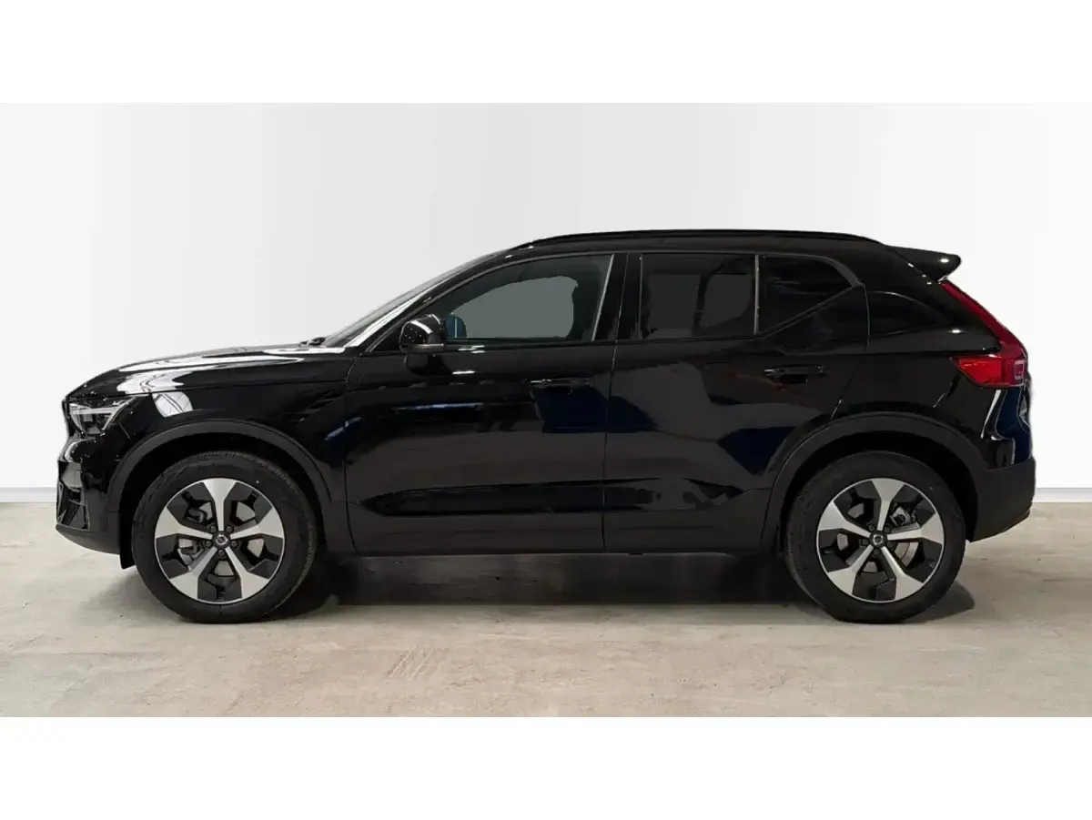 Nuevo Volvo XC40 Plus 197 CV (144 kW) 2025 Negro SUV